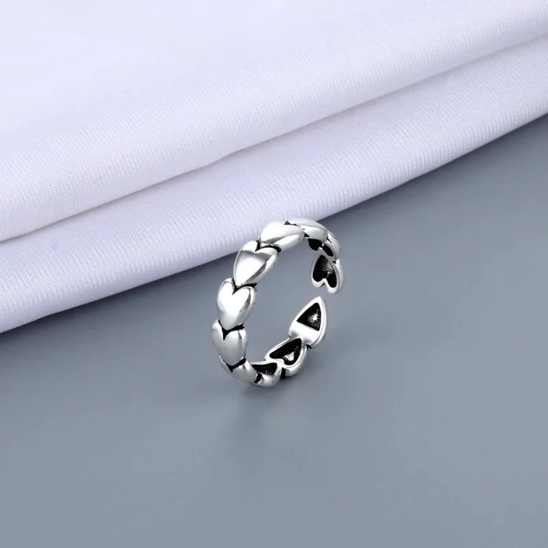 Adjustable and Stackable Minimalist Rings