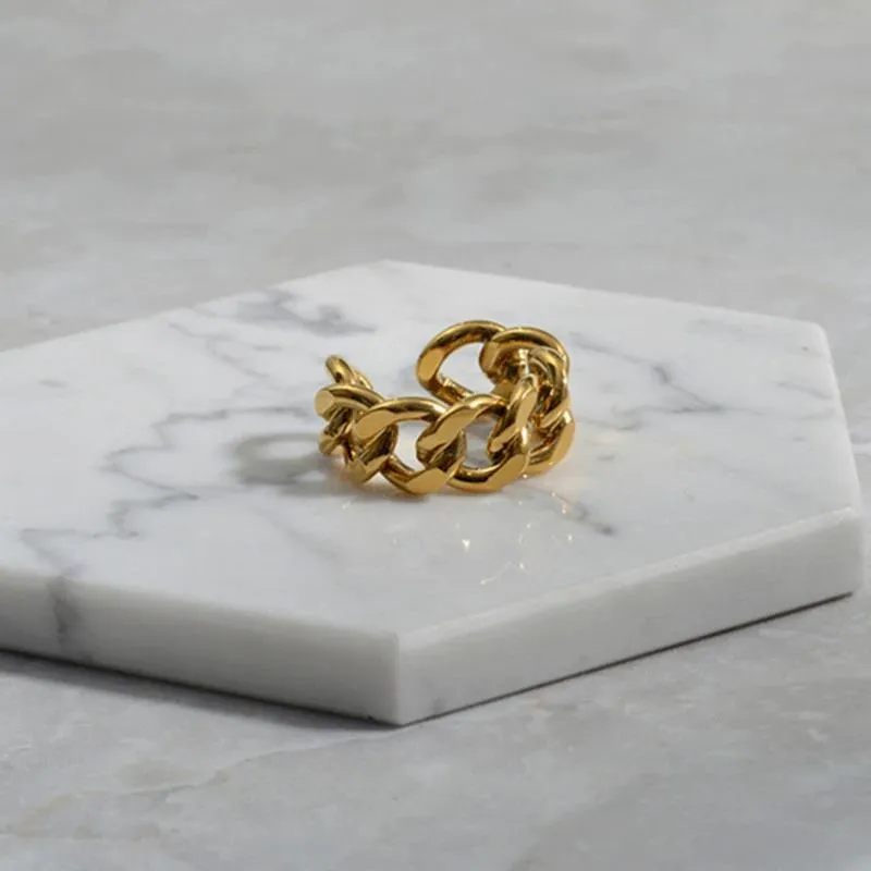 Adjustable and Stackable Minimalist Rings