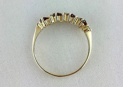 Beautiful 9ct Yellow Gold Garnet & Diamond Ring - Size P