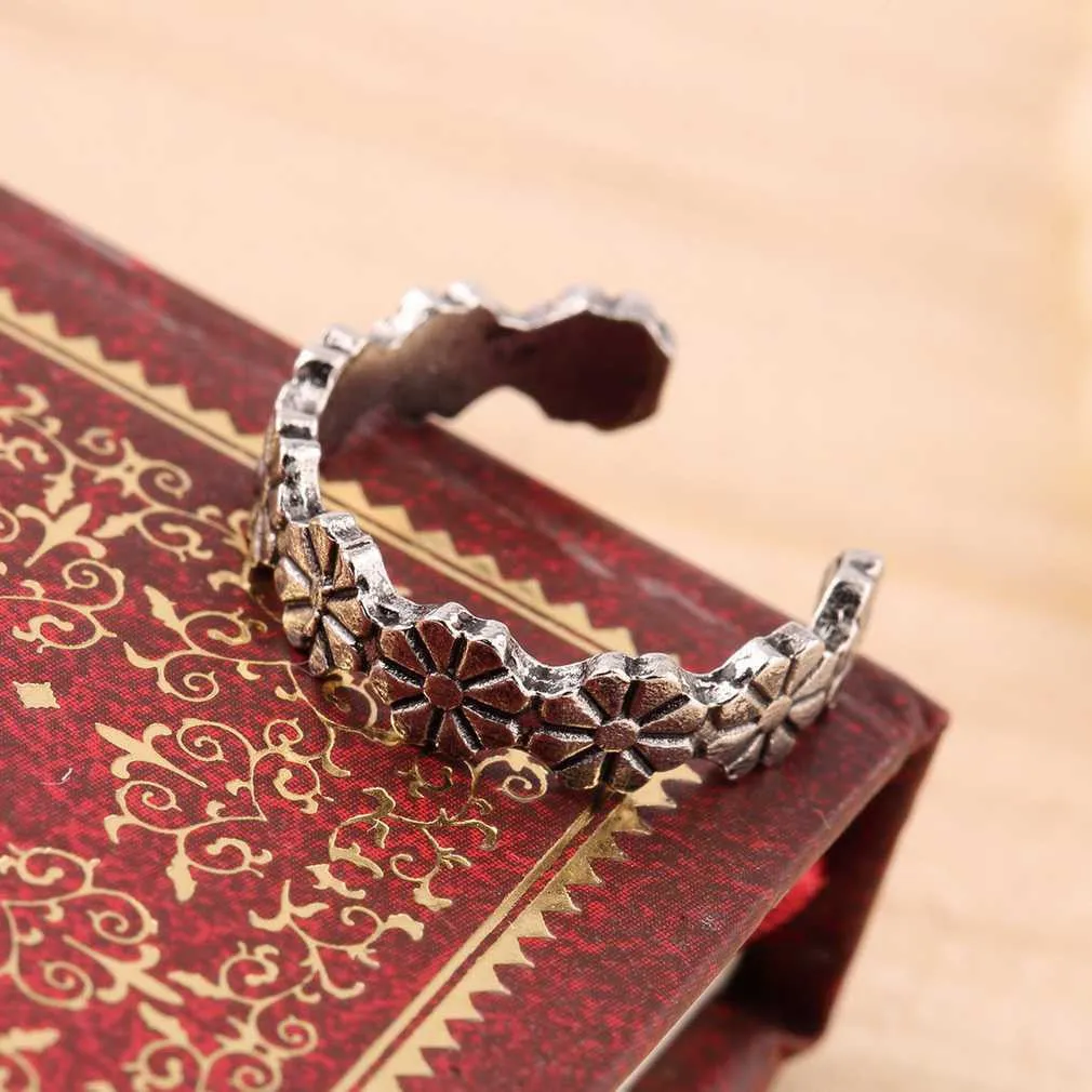 Beautiful Flower Finger/Toe Unisex Rings