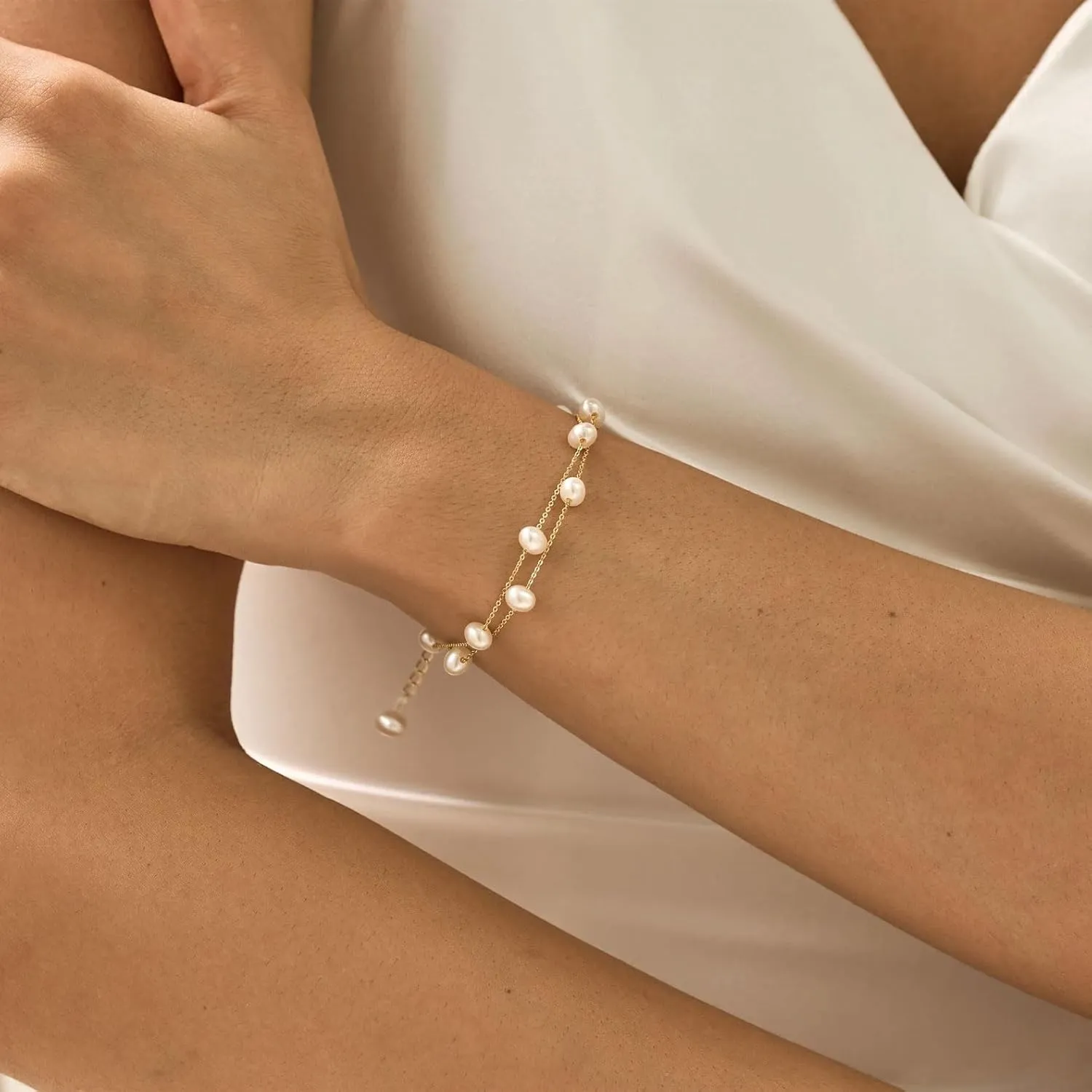 BERISO Gold/Silver Pearl Bracelets - 14K Gold Plated Dainty Pearls Beaded Chain Heart Bracelets