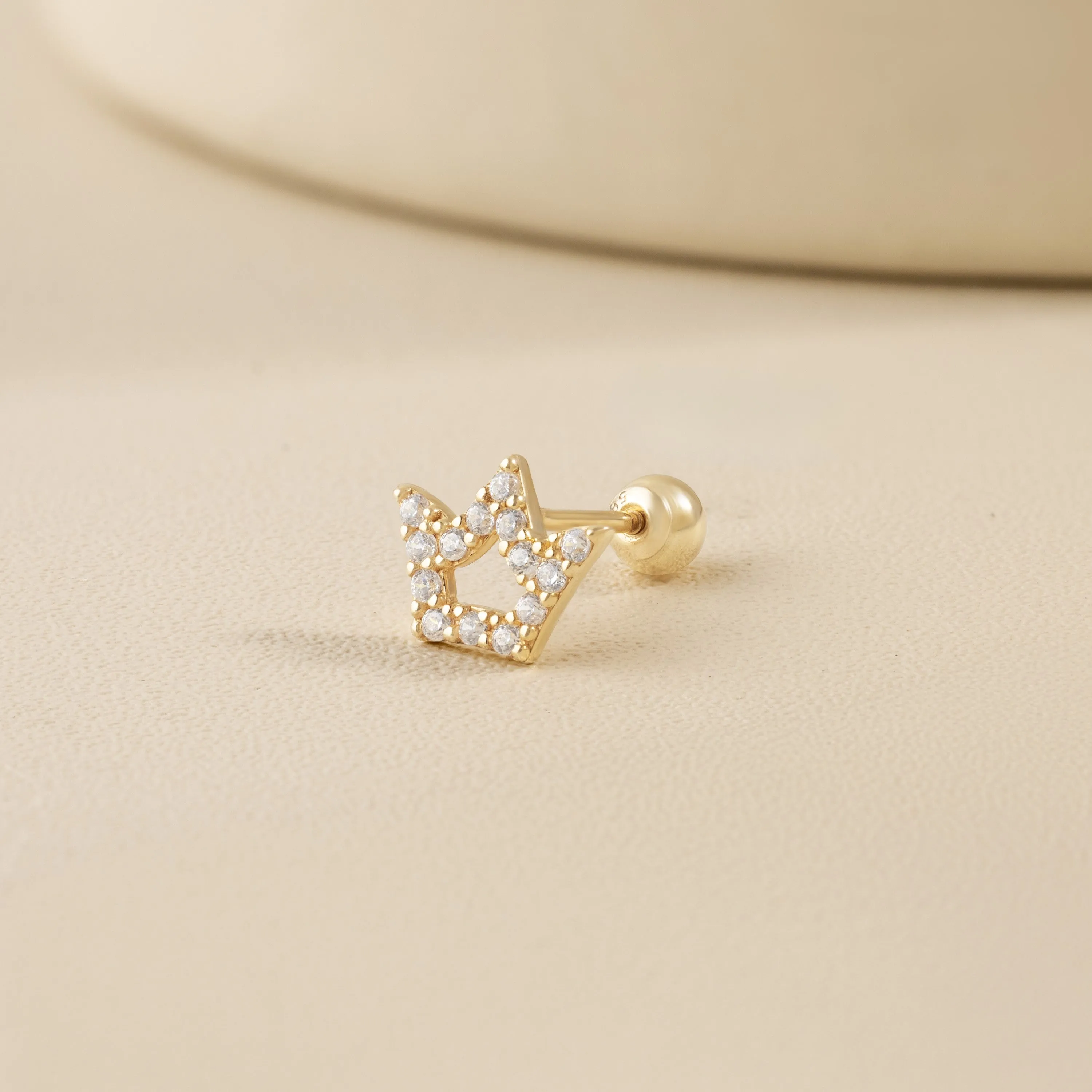 Crownie Piercing in Yellow Gold with Cubic Zirconia