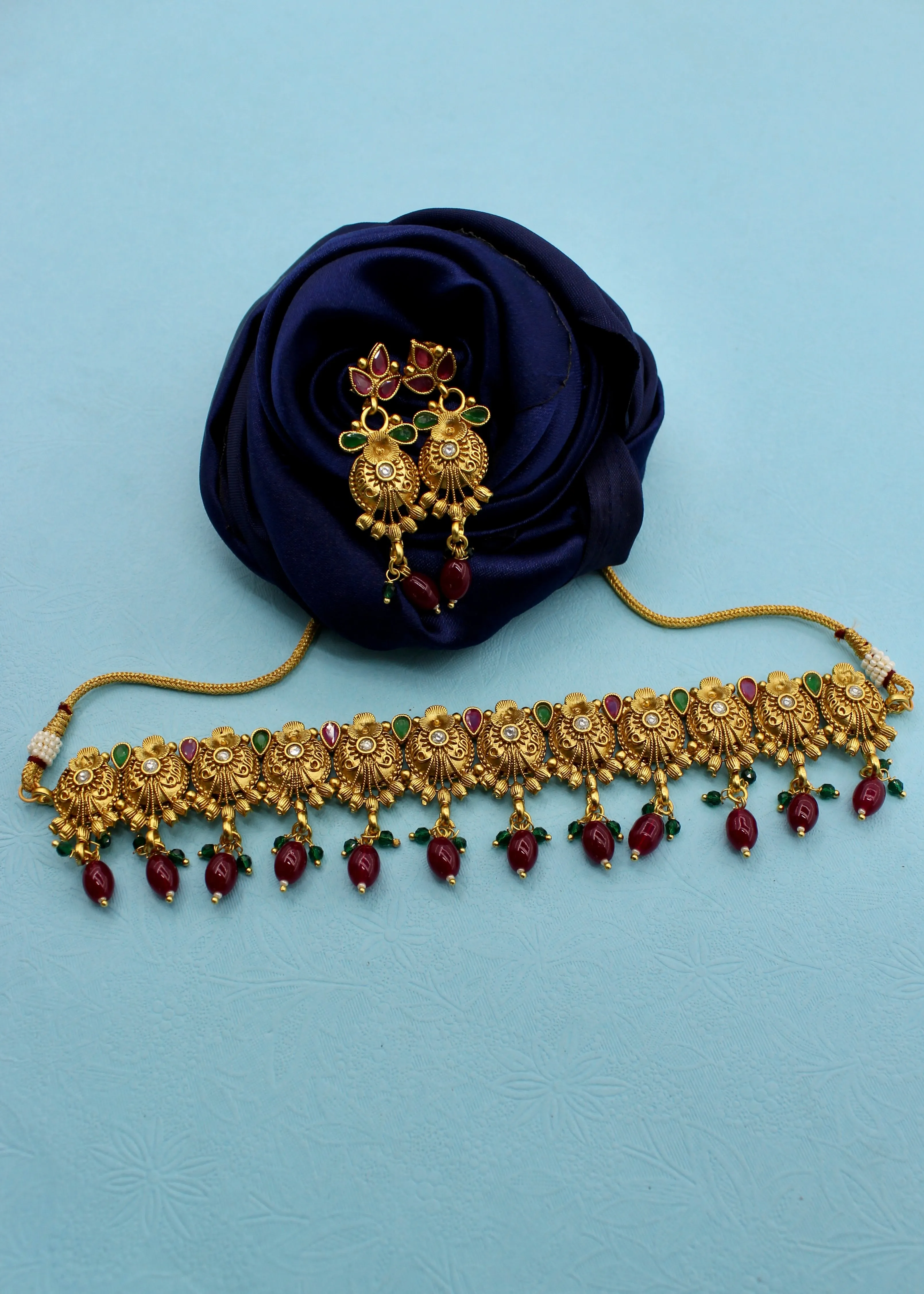 GLORIOUS RAJWADI CHOKER NECKLACE