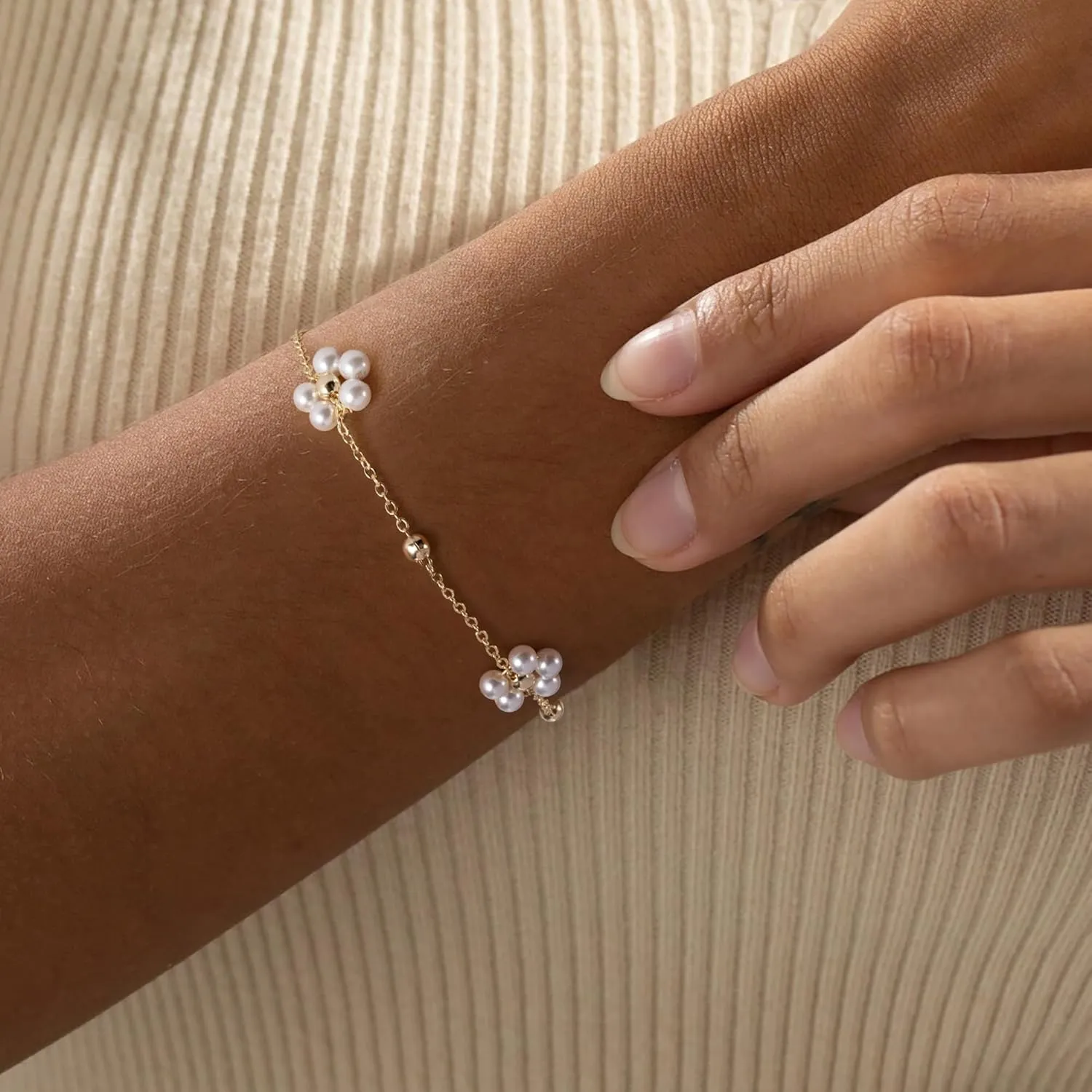 Gold Bracelets for Women-14K Gold Plated Pearl Bracelets for Women Daisy Pearl Flower Gold Beaded Station Pearl Bracelets