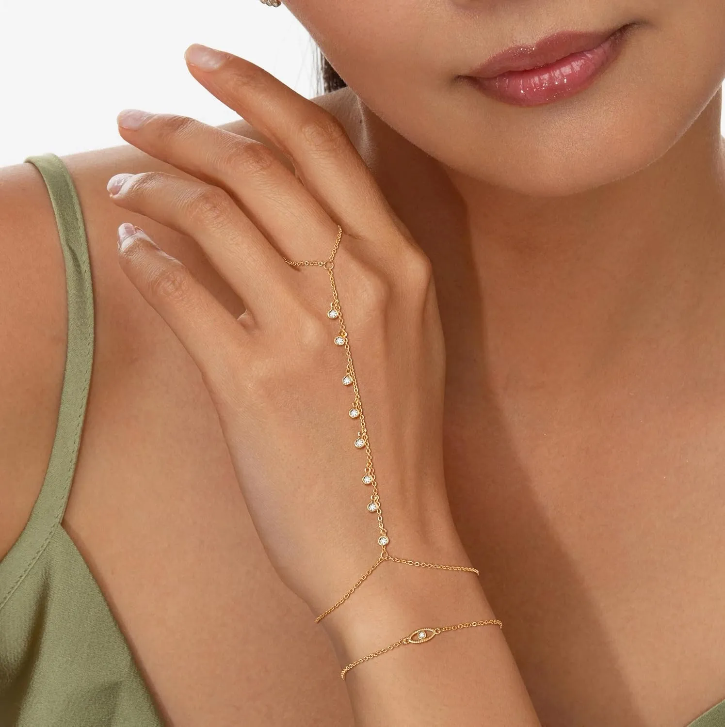 Gold Hand Chain Bracelets for Women Trendy, Dainty 2PCS Gold Ring Bracelet Hand Chain Finger Bracelets Layered Stackable Link Bracelets for Women Jewelry Gifts for Women