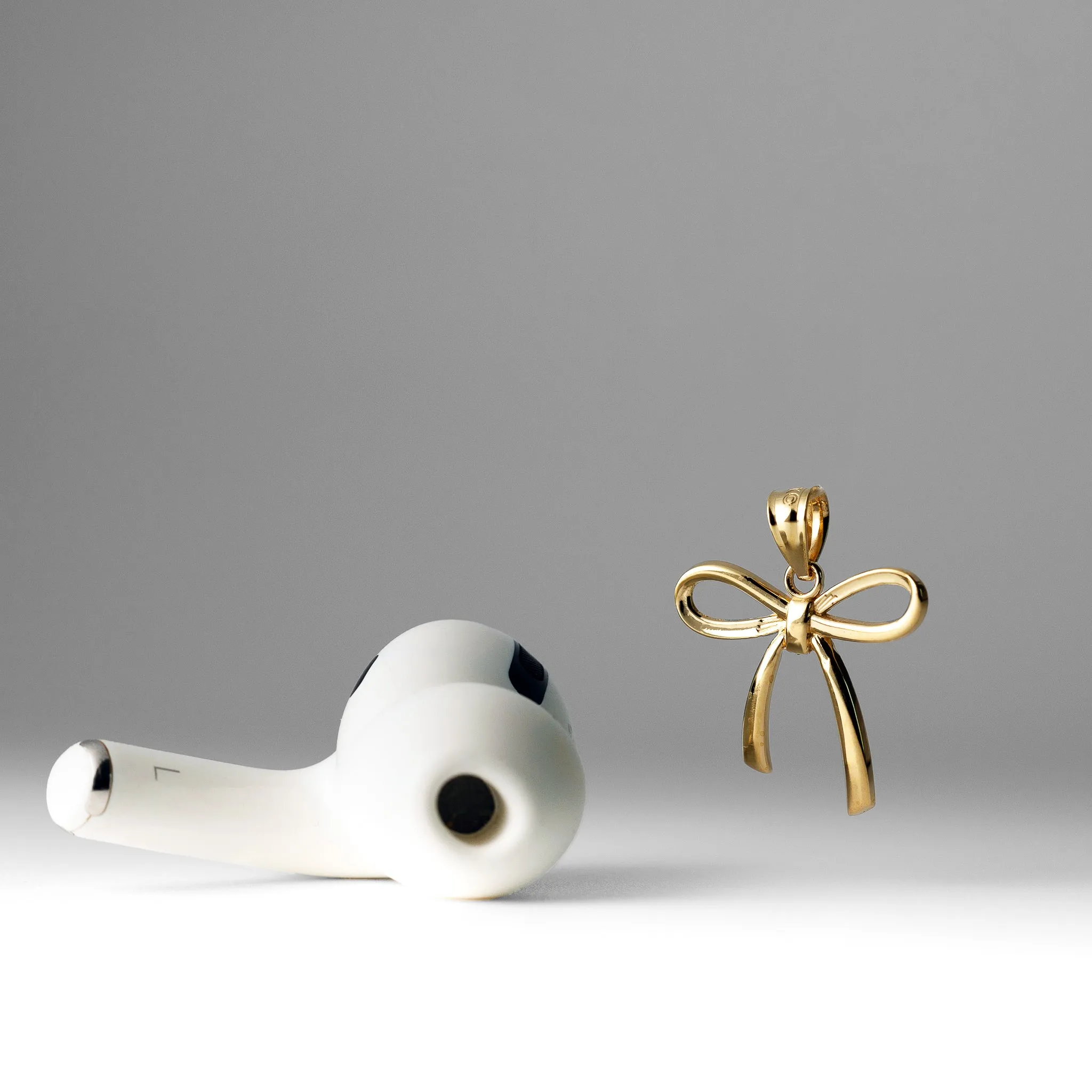 Gold Small Ribbon Bow Pendant Necklace Model-YC1258