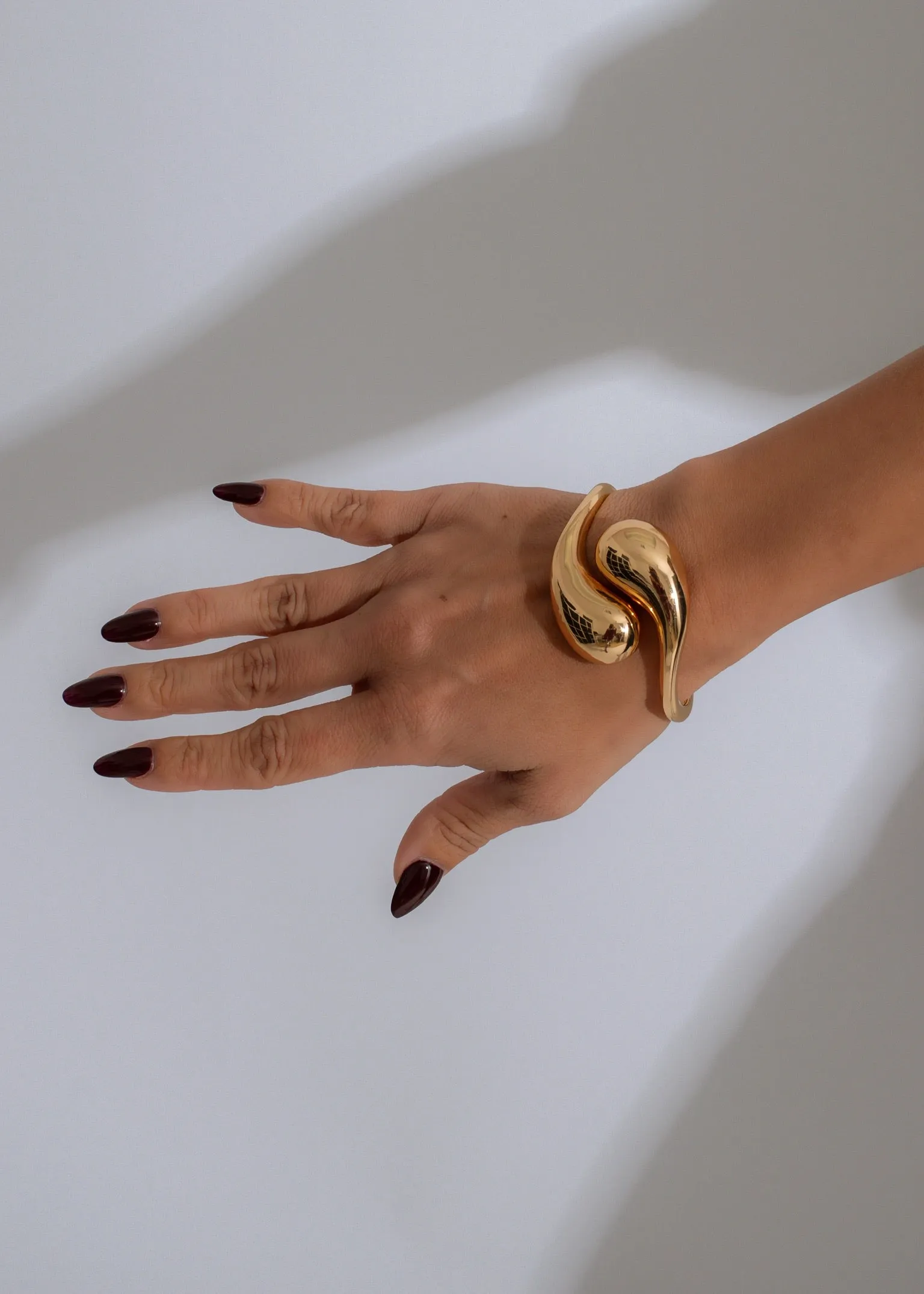 Golden Drift Bracelet Gold