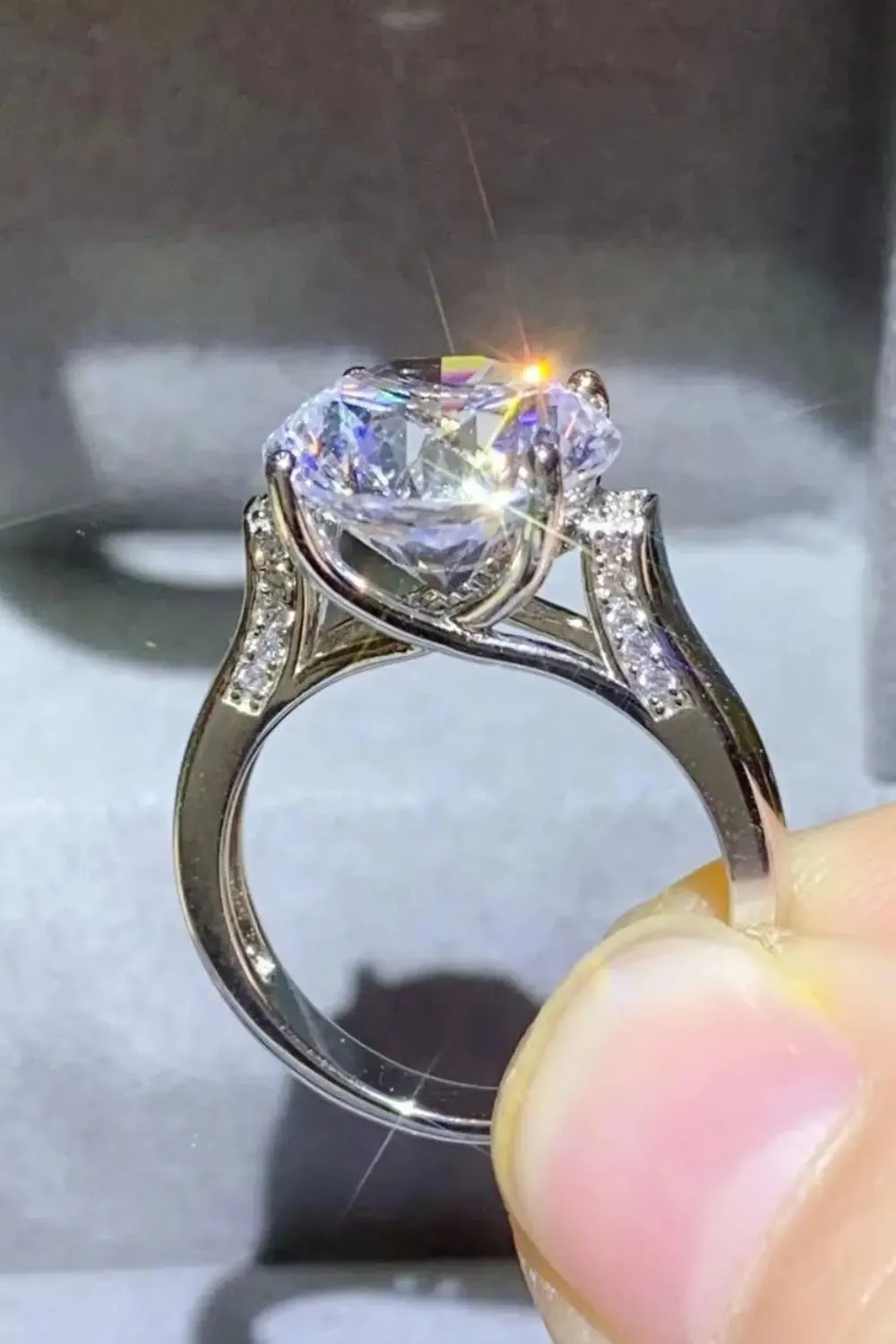 LOVCIA 5 Carat Moissanite Platinum-Plated Ring
