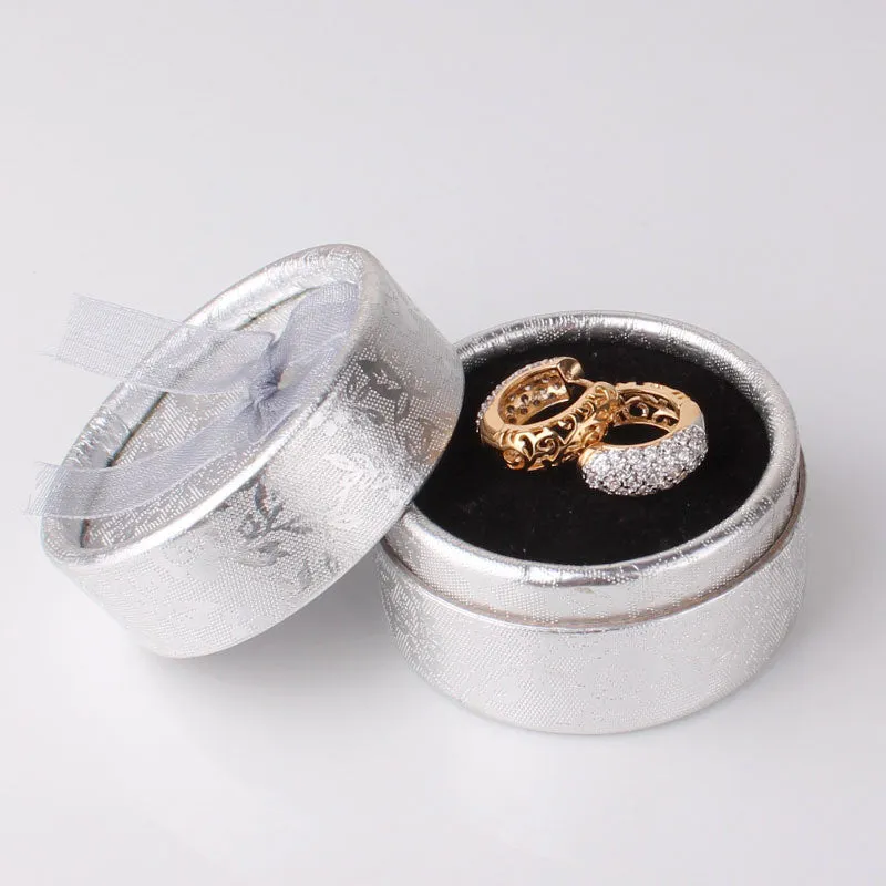Lovely Charming Women Earings Fashion Round White Topaz Ladies Party Shinning Huggie Hoop Earing Hot Sale Brinco Earrings