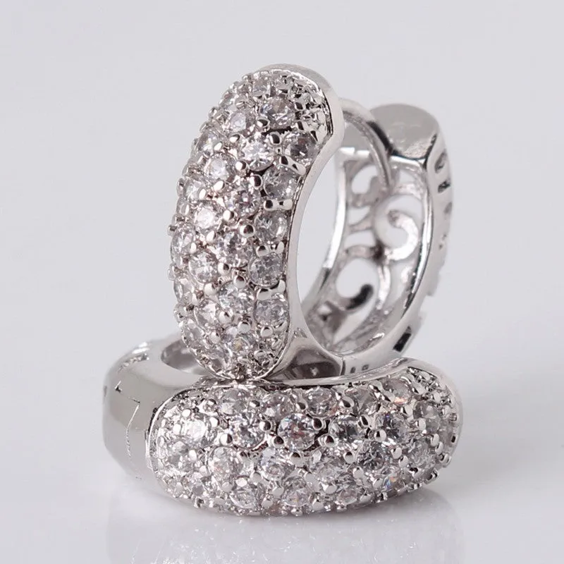 Lovely Charming Women Earings Fashion Round White Topaz Ladies Party Shinning Huggie Hoop Earing Hot Sale Brinco Earrings