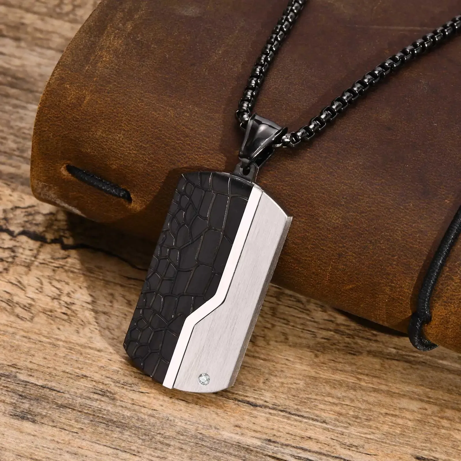 Men's New Stylish Geometric Neklaces with CZ Stone