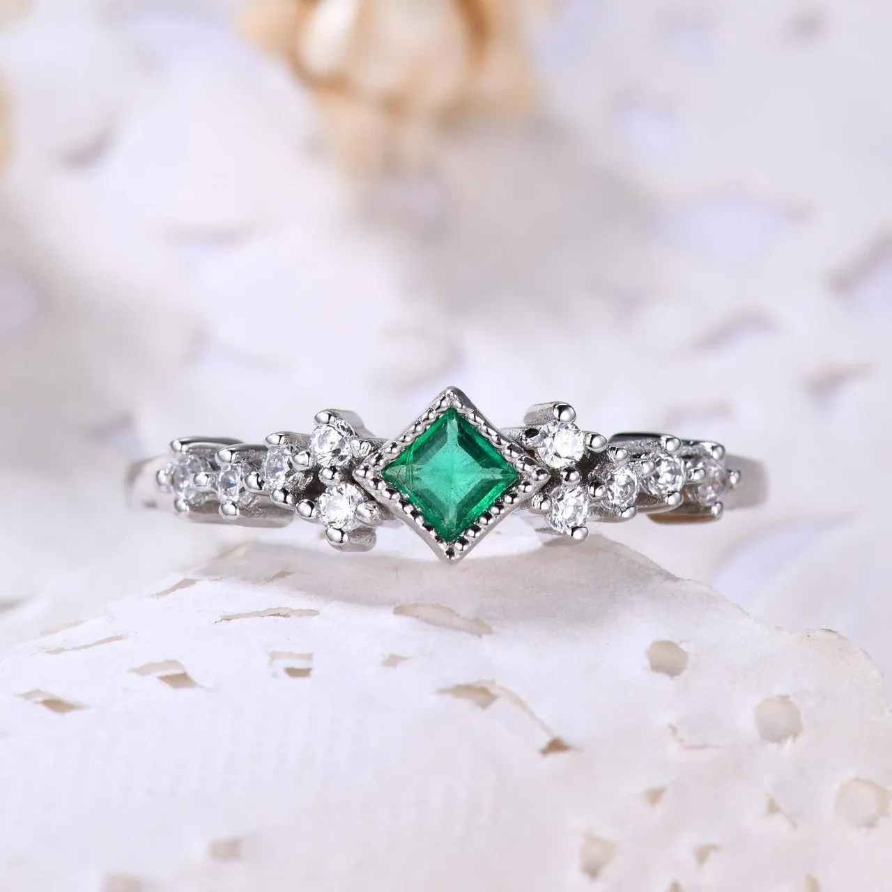 Mini Square Cut Emeral Ring Women 3.5mm Natural Emerald Jewelry White Gold Daily Ring