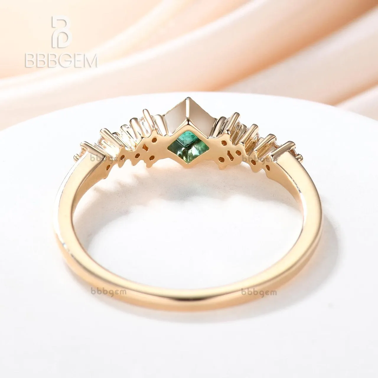 Mini Square Cut Emeral Ring Women 3.5mm Natural Emerald Jewelry White Gold Daily Ring