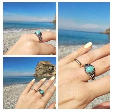 Oval Turquoise Heart Ring