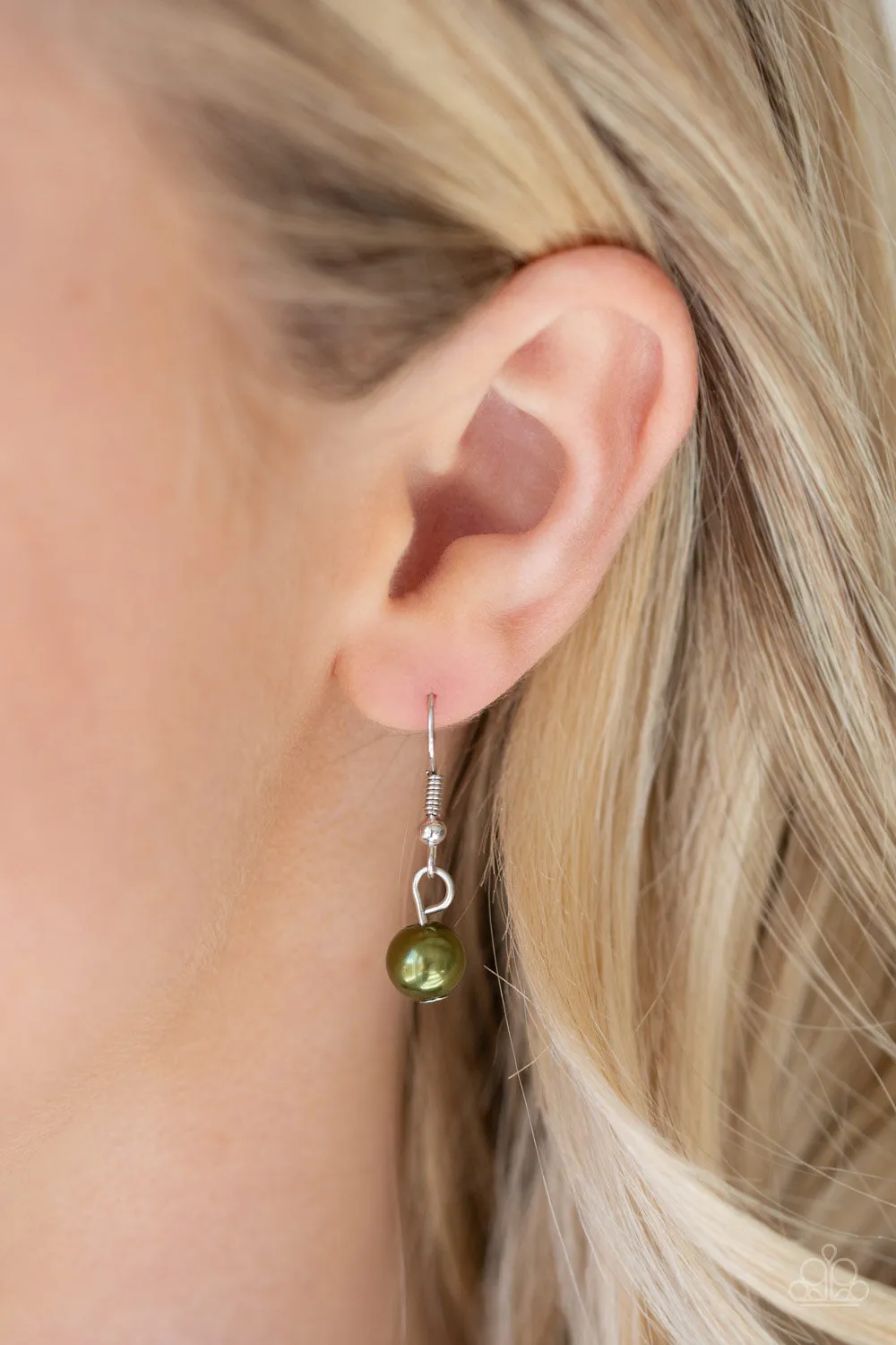 Paparazzi High Heels And Hustle Green Short Necklace