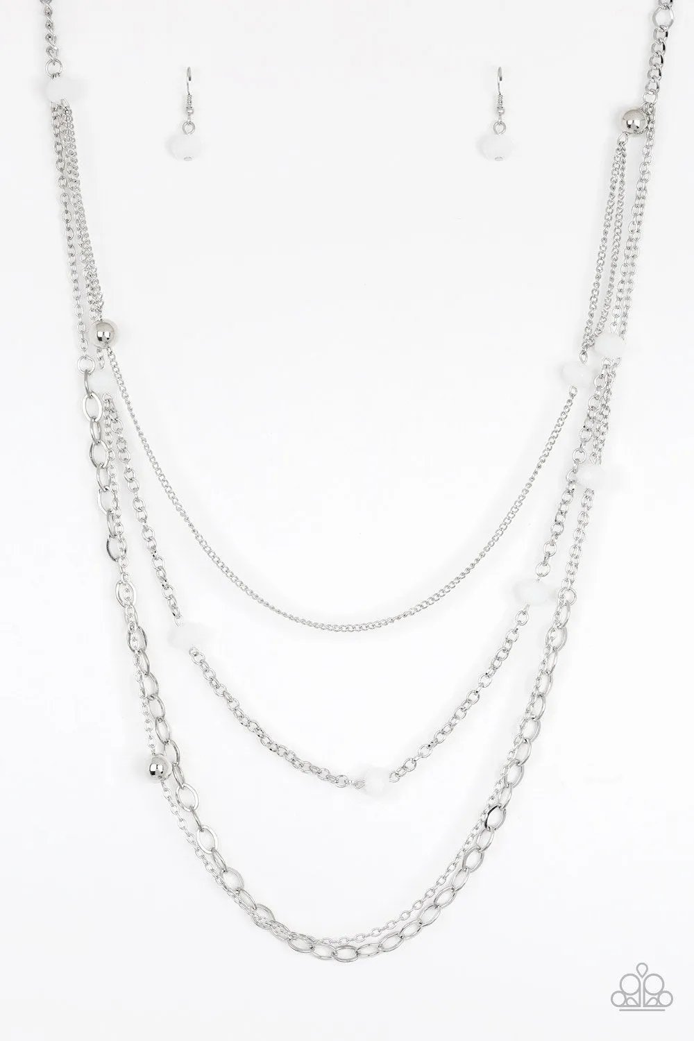 Paparazzi Necklace ~ Glamour Grotto - White