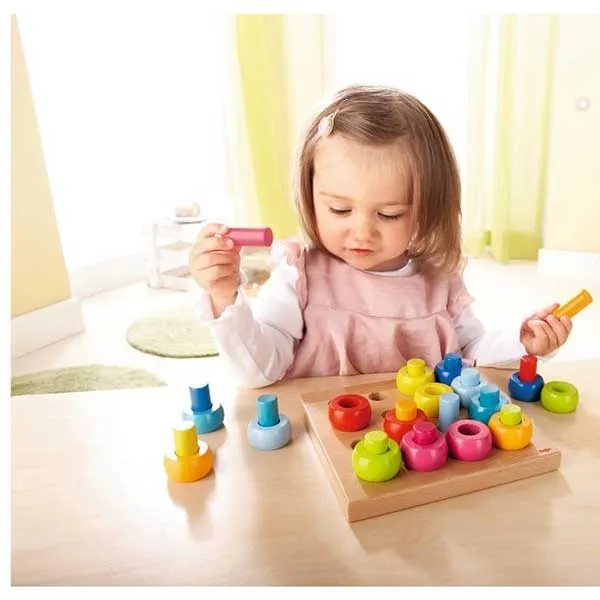 Rainbow Whirls Pegging Game