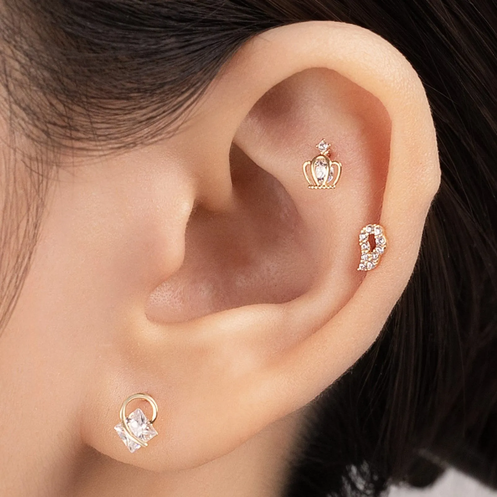 Regal Crown Piercing in Yellow Gold with Cubic Zirconia