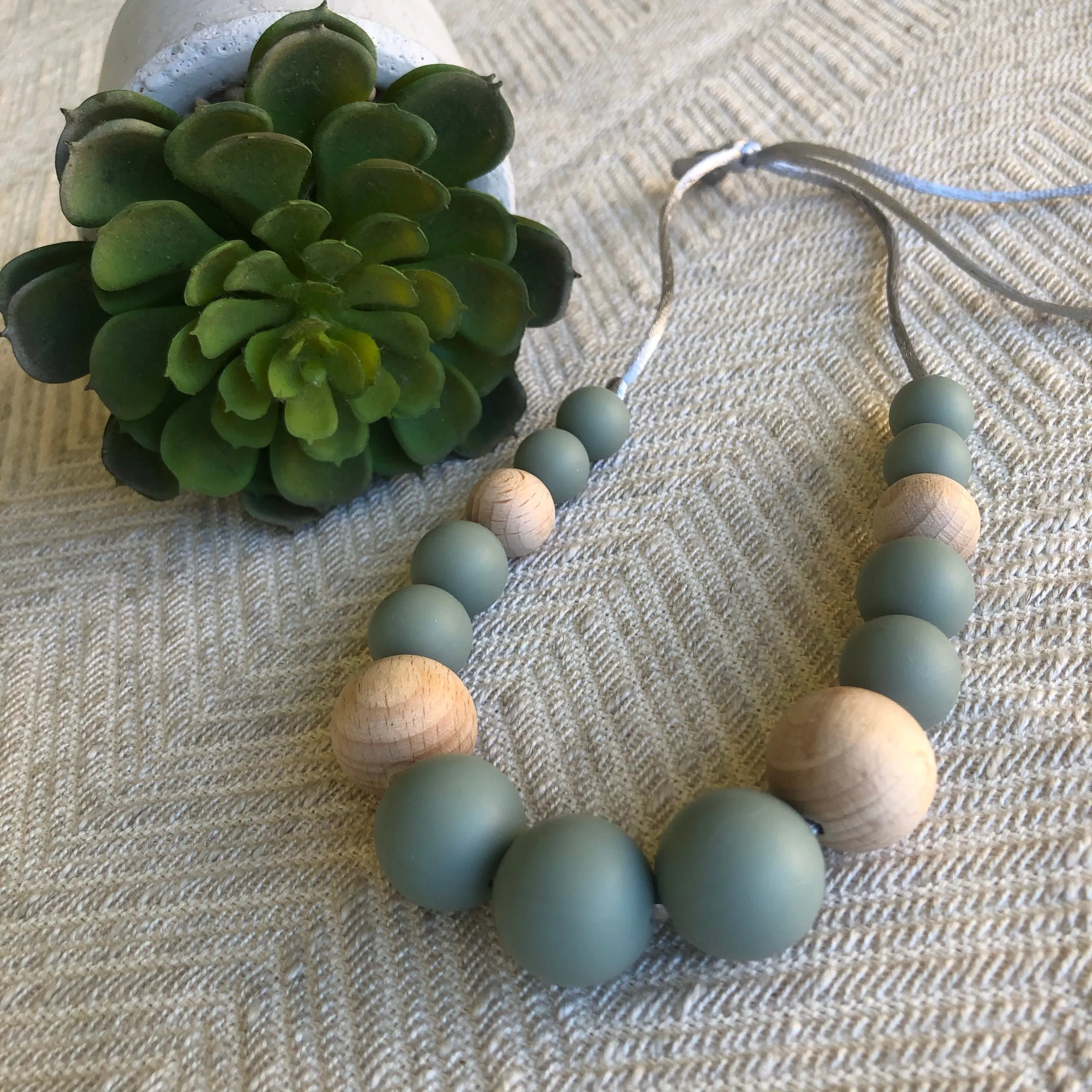 Scandi Nursing Necklace