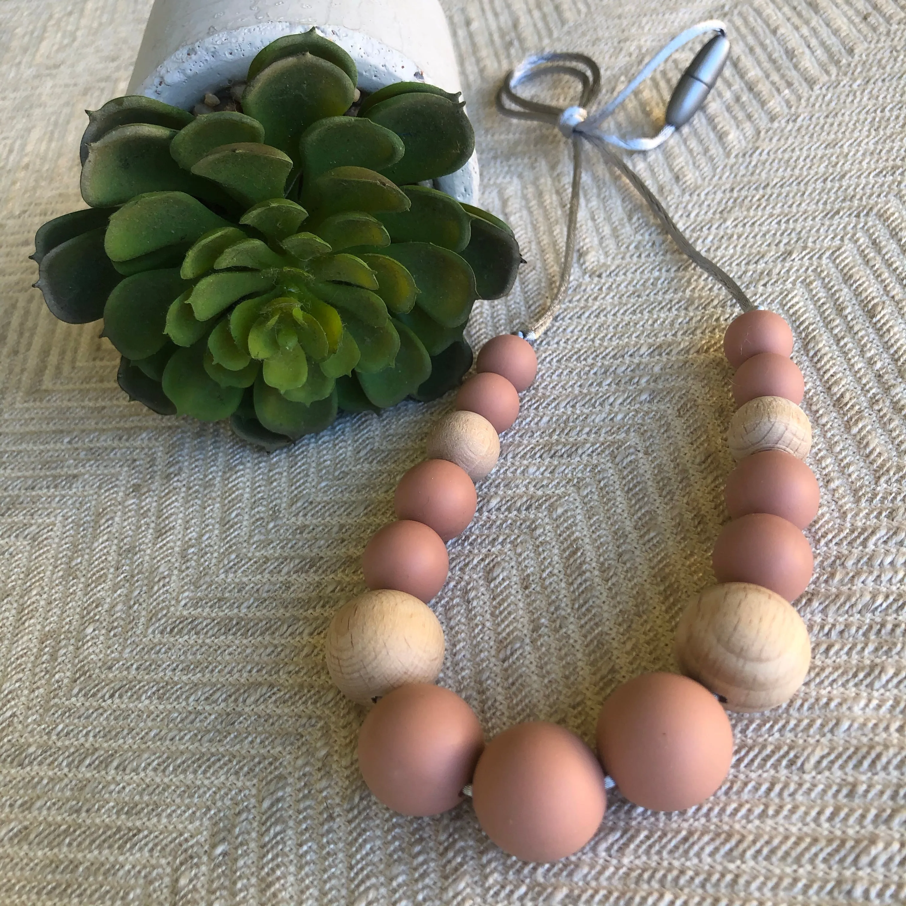 Scandi Nursing Necklace