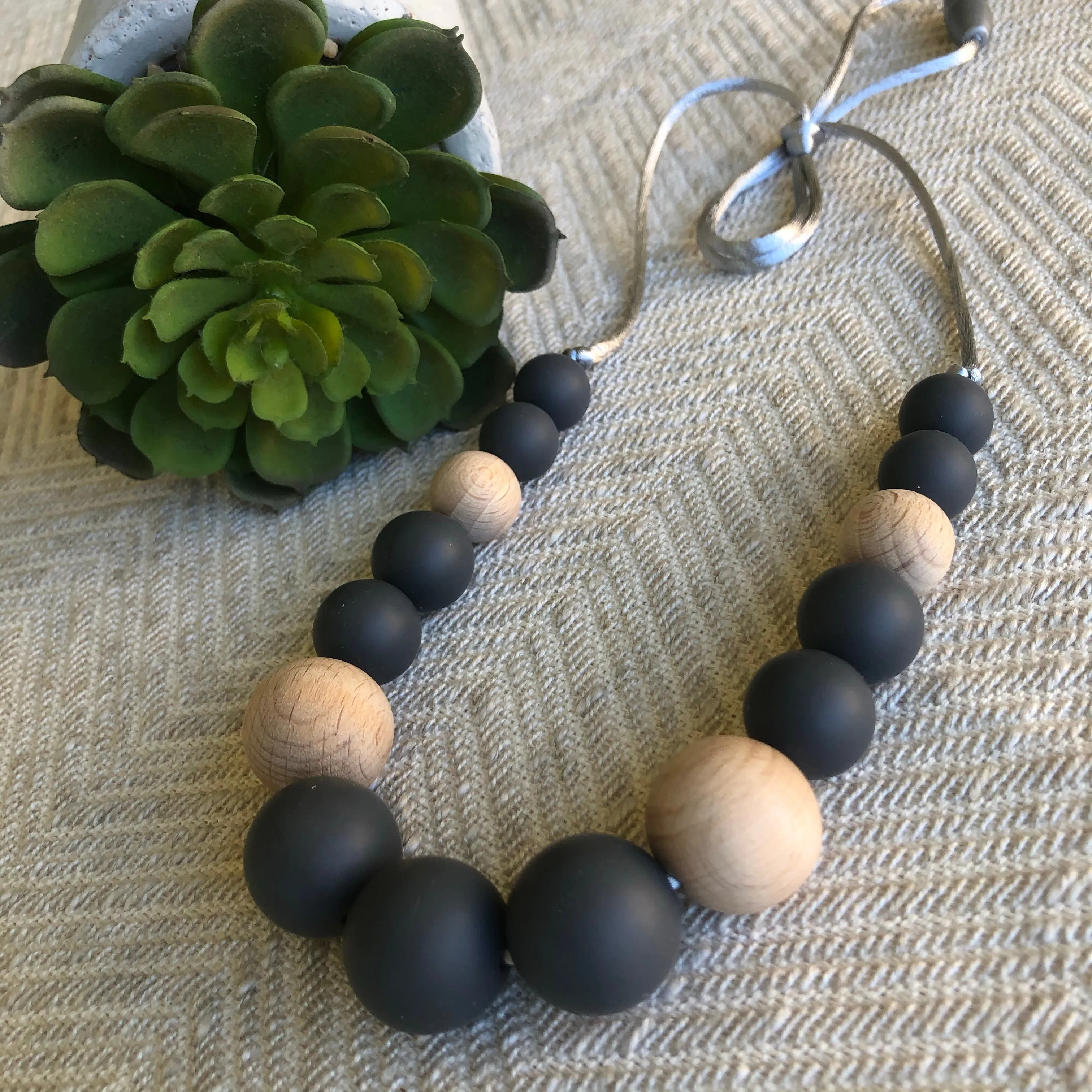 Scandi Nursing Necklace