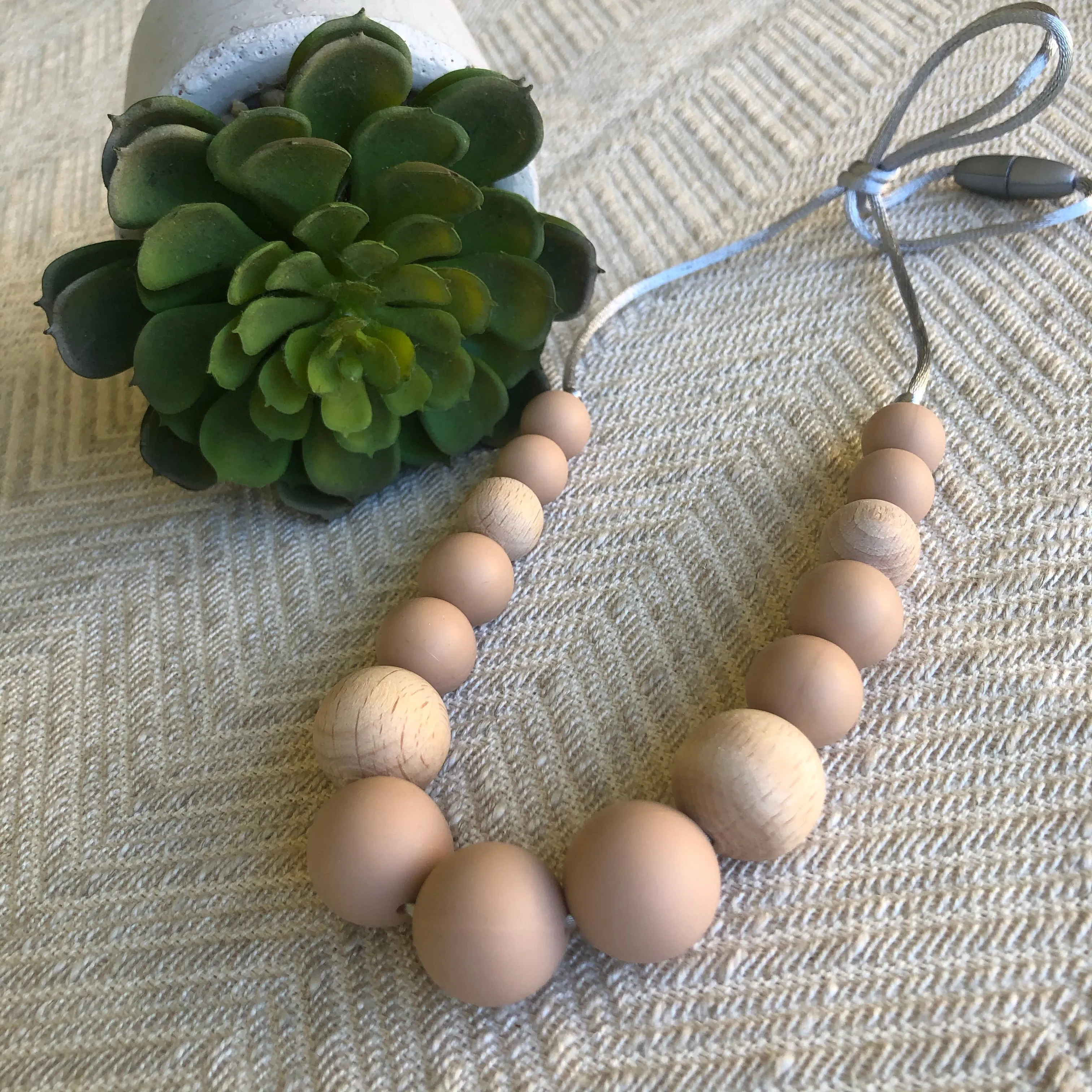 Scandi Nursing Necklace