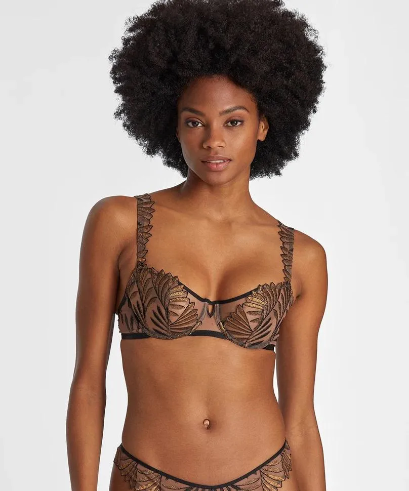 Sensory illusion half cup bra