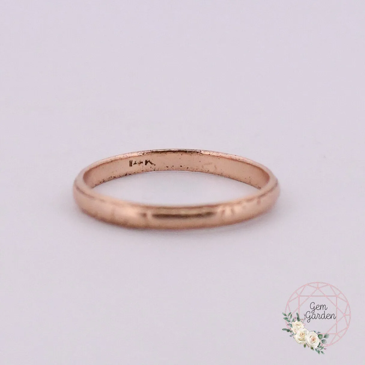 Vintage 14K Yellow Gold Minimalist Design Unisex Wedding Stackable Band
